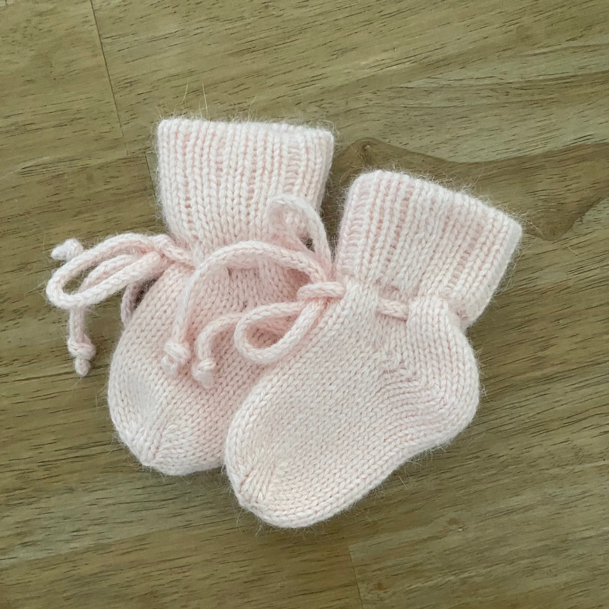 Mink alpaca baby gift set Bonnet with booties
