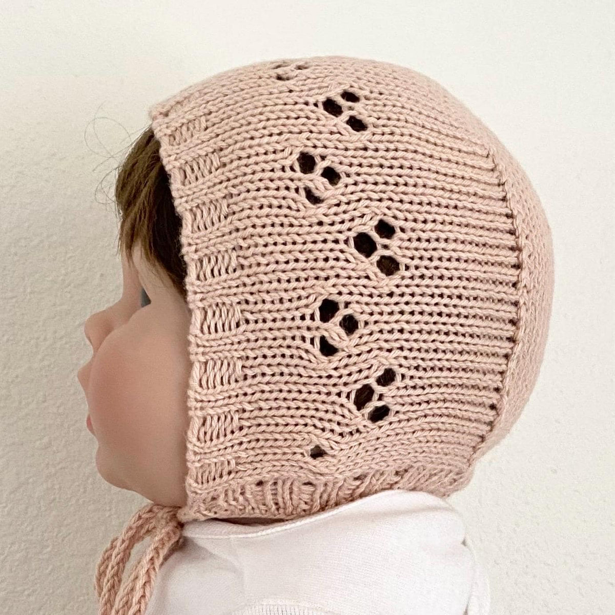 Handmade Cotton Baby Bonnet: Breathable Seam-Free Toddler Hat
