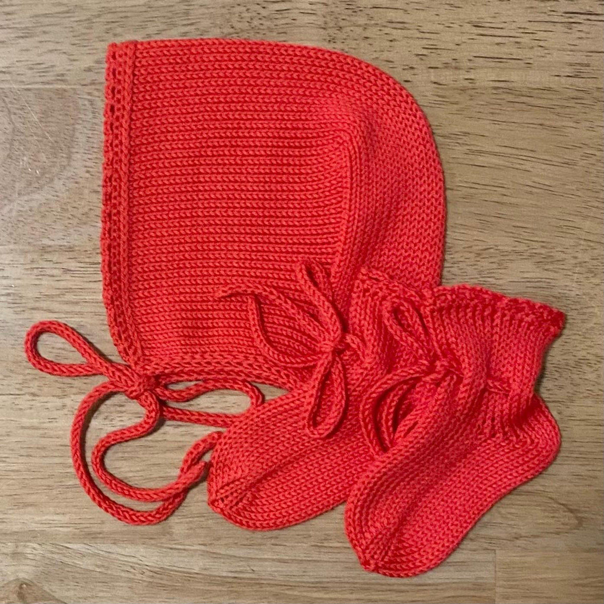 Handmade Cotton Baby Gift Set. Knit bonnet and socks. 100% cotton.